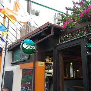 Harrys Inn Guesthouse
